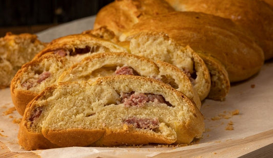 Treccia al forno formaggio e speck